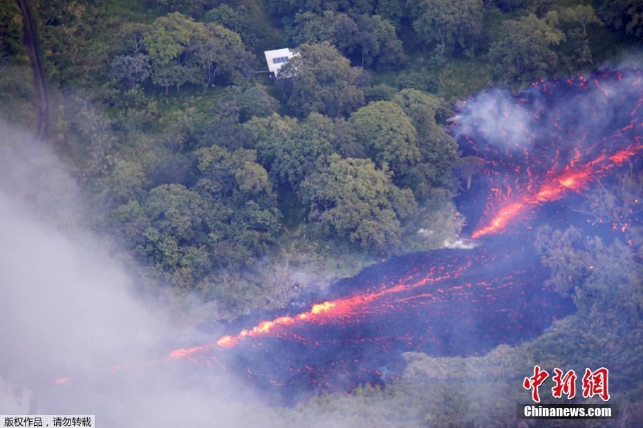 夏威夷火山喷发释放大量二氧化硫 警戒级别上调至警告级