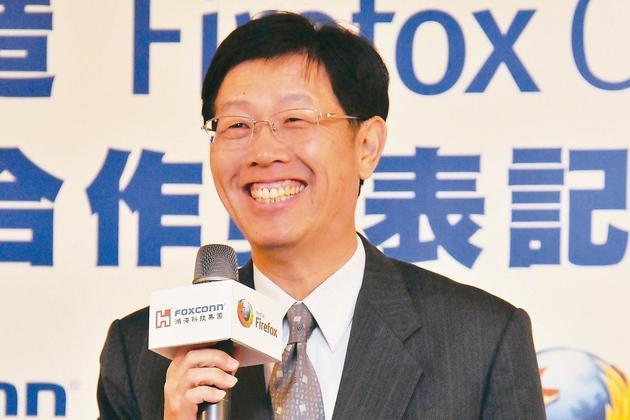 鸿海董事长刘扬伟：夏普淡出零组件业务，明年3月底前完成